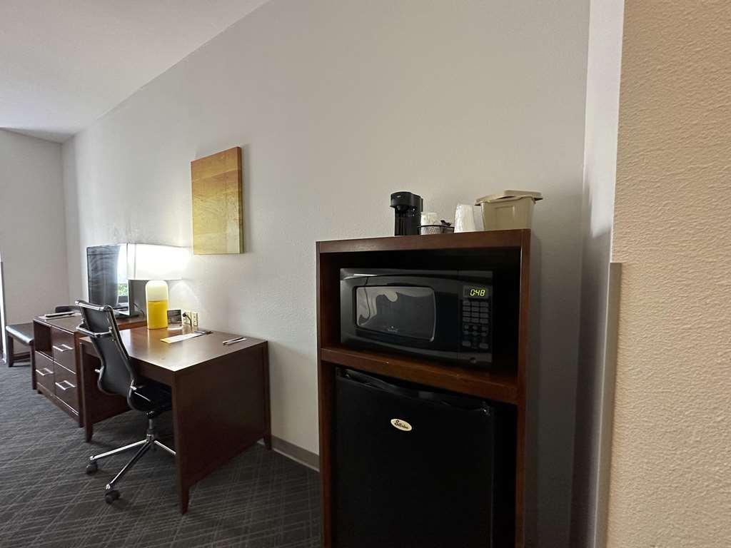 Comfort Suites Jackson-Cape Girardeau Стая снимка