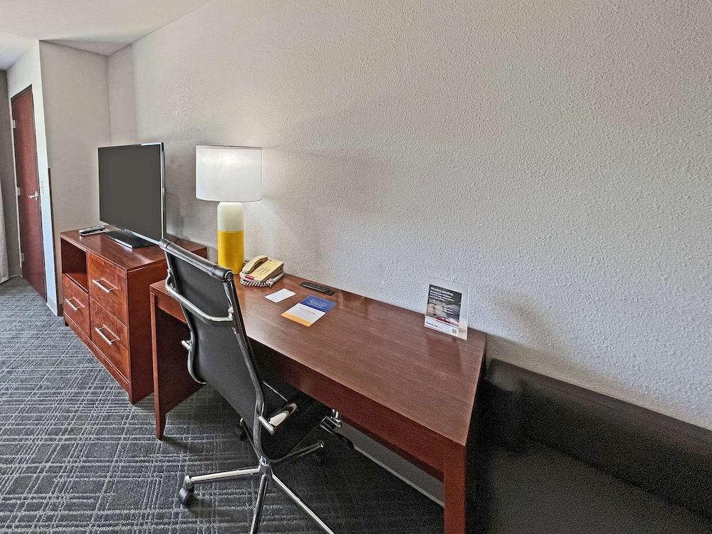 Comfort Suites Jackson-Cape Girardeau Екстериор снимка