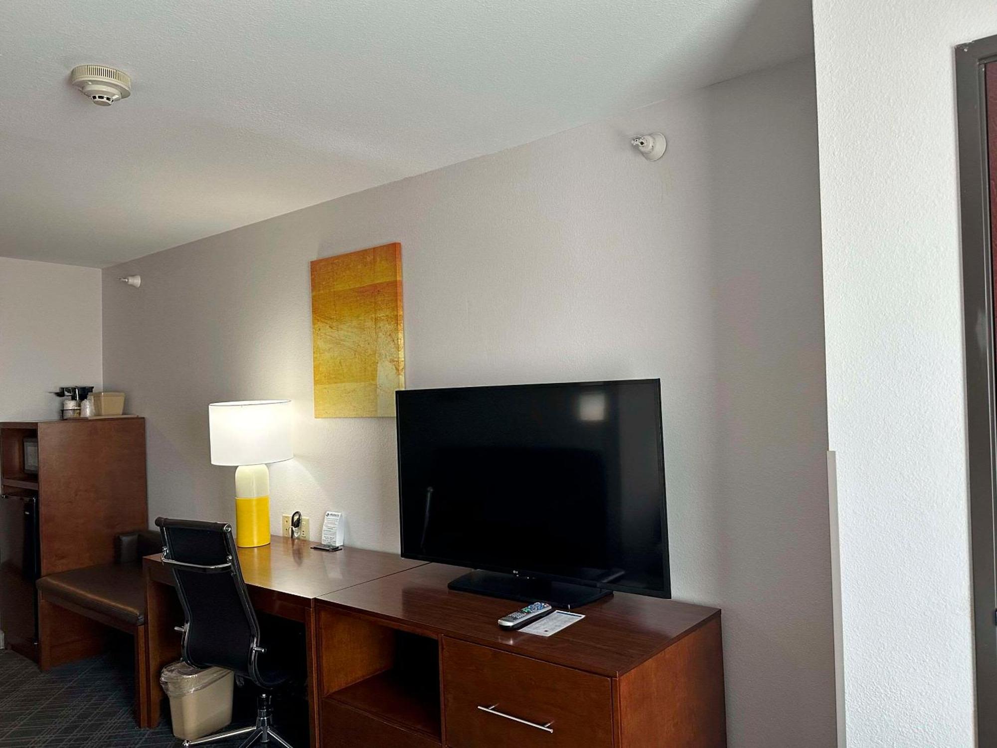 Comfort Suites Jackson-Cape Girardeau Екстериор снимка